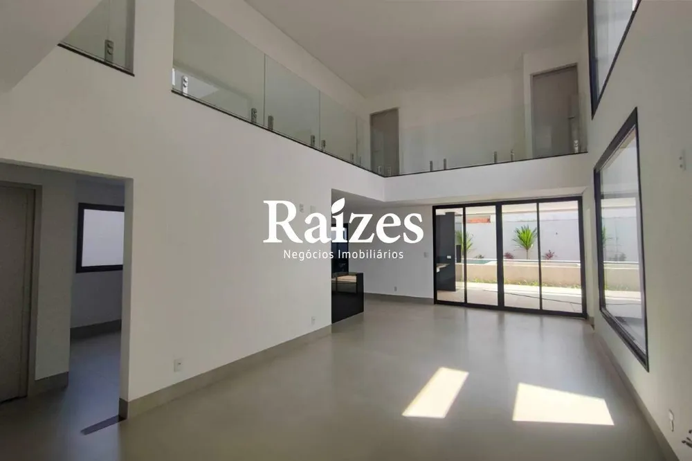 Casa, 3 quartos, 313 m² - Foto 2