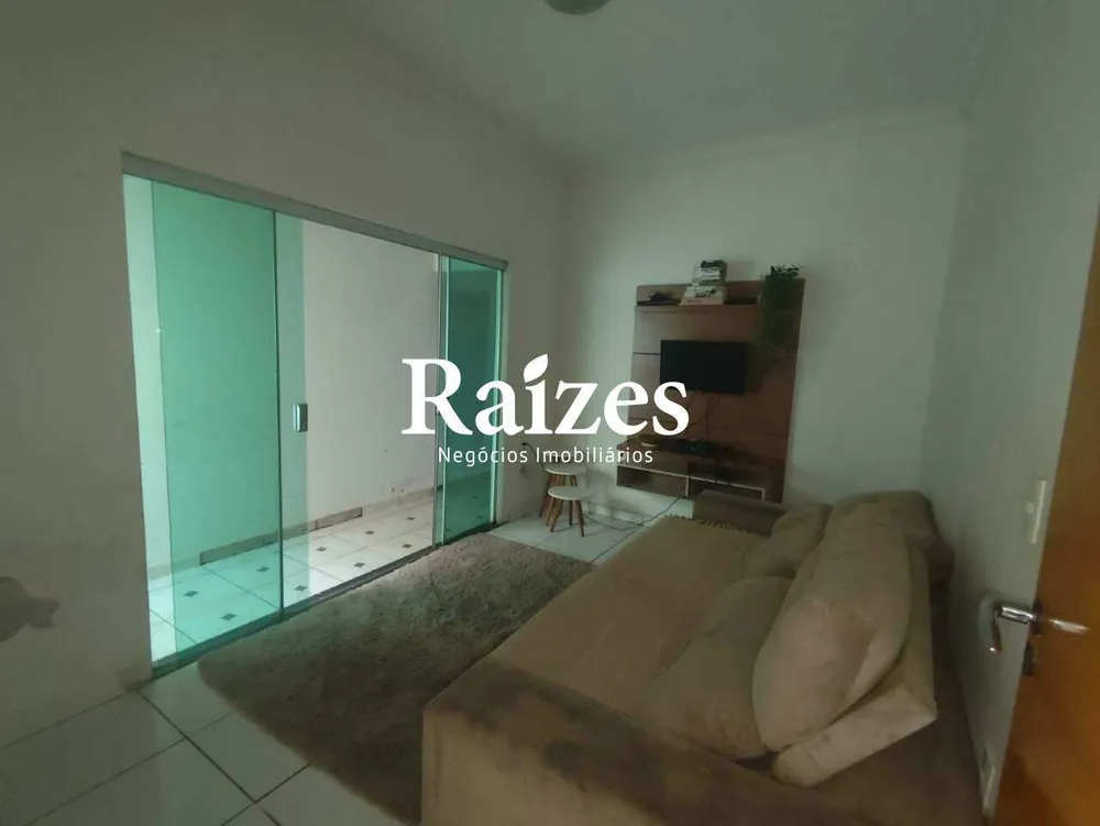Casa, 4 quartos, 243 m² - Foto 4