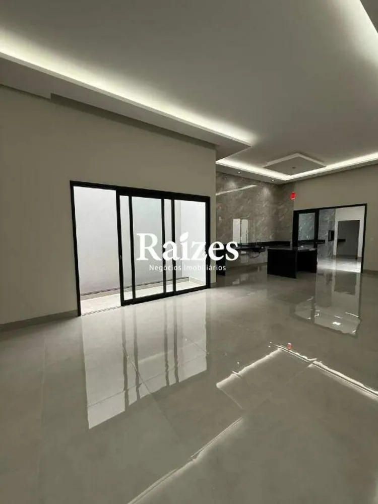 Casa, 3 quartos, 214 m² - Foto 4