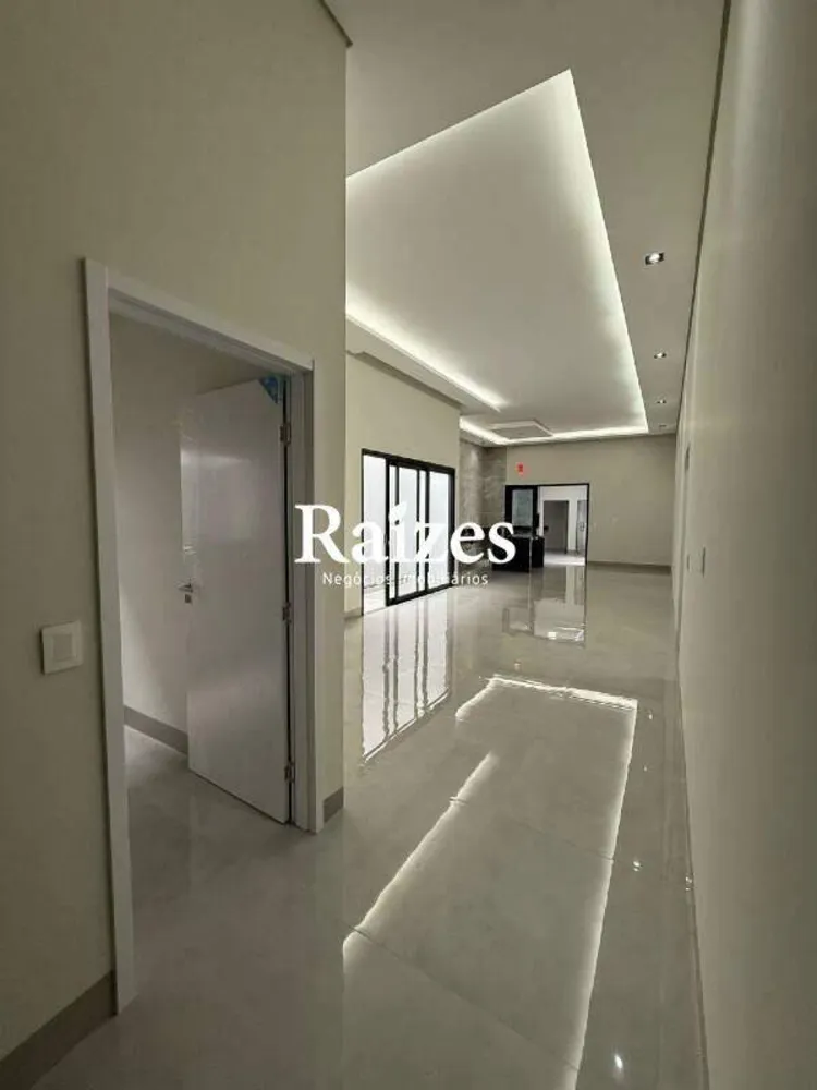 Casa, 3 quartos, 214 m² - Foto 3