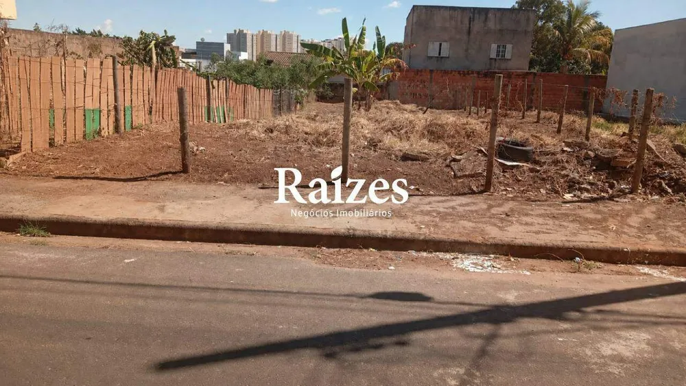 Terreno, 300 m² - Foto 1