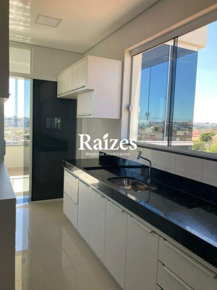 Apartamento, 3 quartos, 127 m² - Foto 2