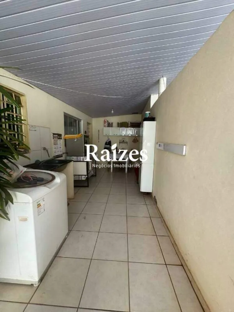 Casa, 5 quartos, 314 m² - Foto 4