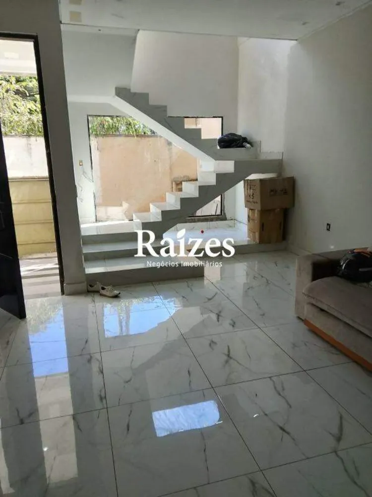 Casa, 3 quartos, 187 m² - Foto 1