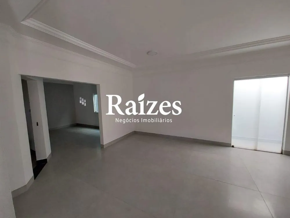 Casa, 4 quartos, 307 m² - Foto 2