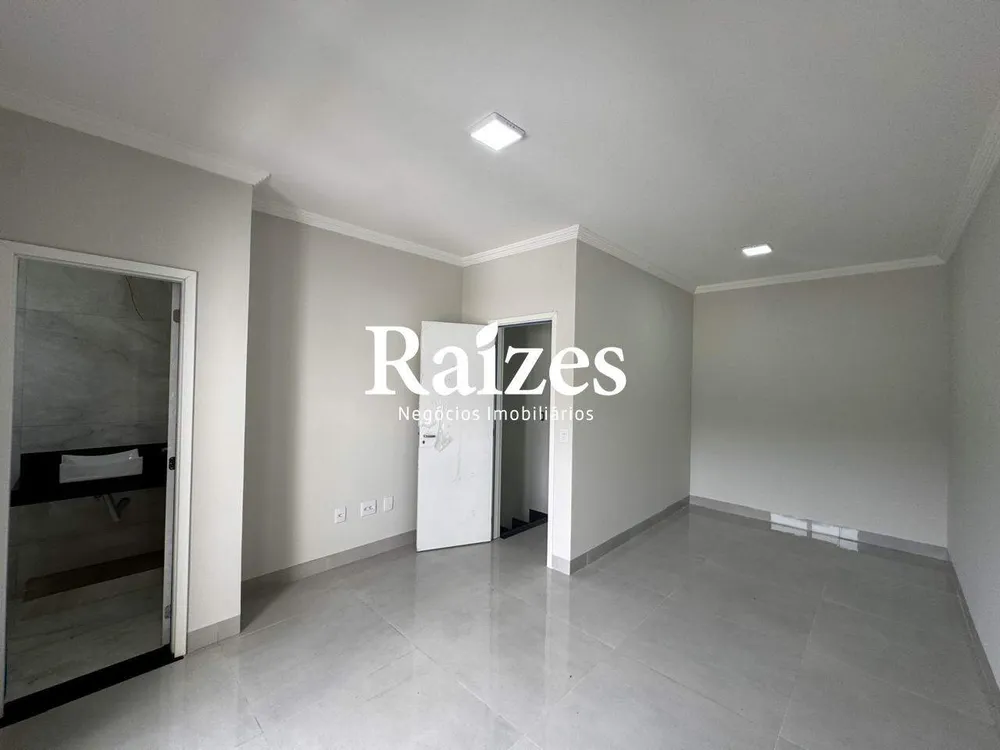 Casa, 3 quartos, 114 m² - Foto 1
