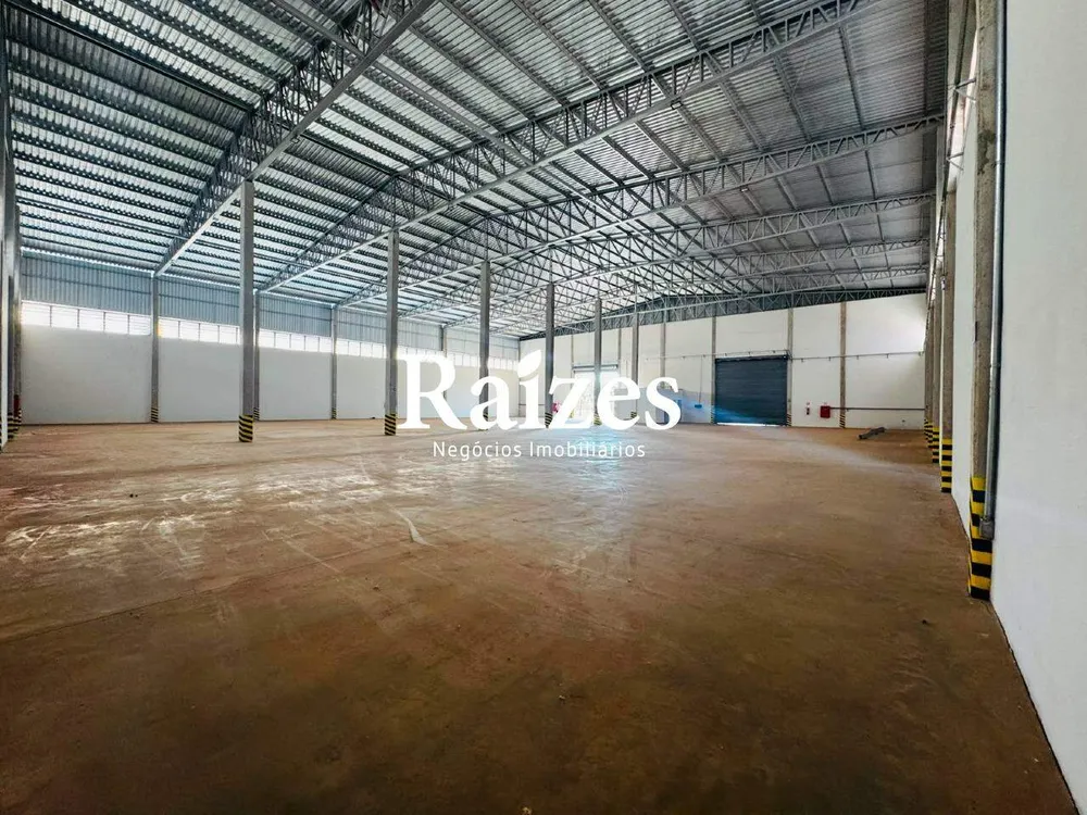Depósito-Galpão, 1600 m² - Foto 1