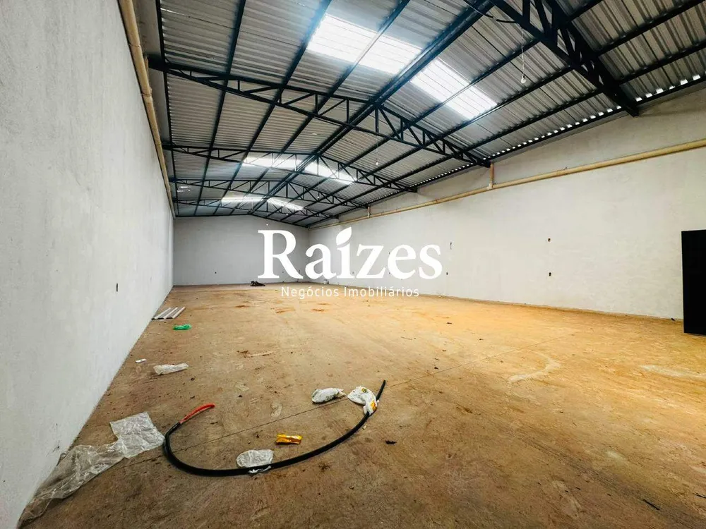 Depósito-Galpão, 240 m² - Foto 2