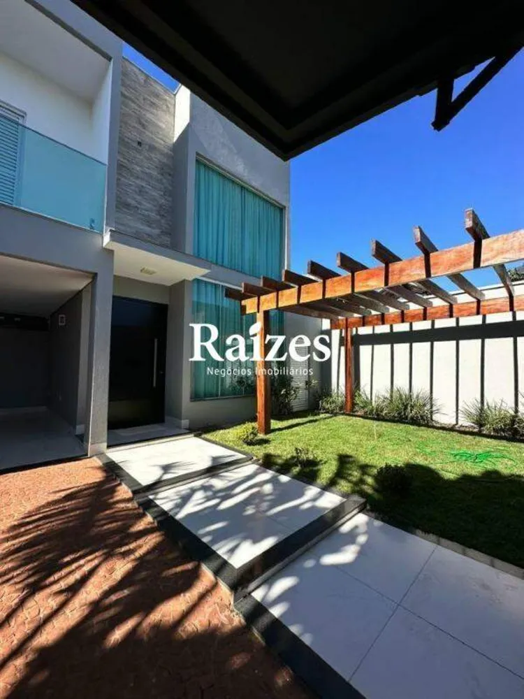 Casa, 4 quartos, 360 m² - Foto 4