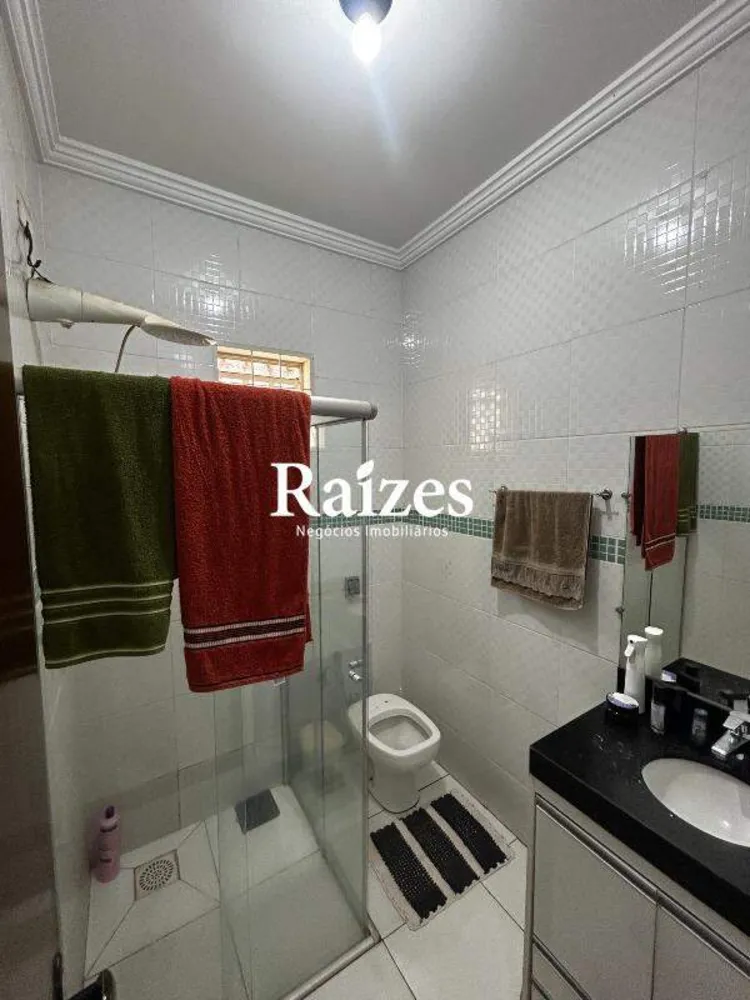Casa, 3 quartos, 210 m² - Foto 3