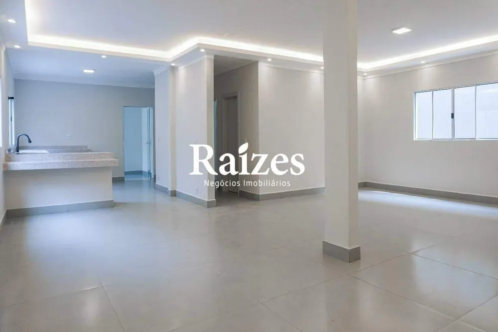 Casa, 3 quartos, 300 m² - Foto 2