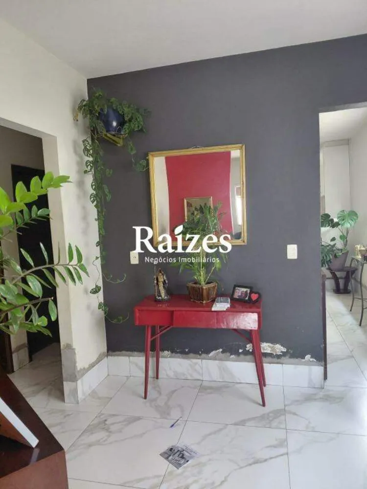 Casa, 3 quartos, 270 m² - Foto 2