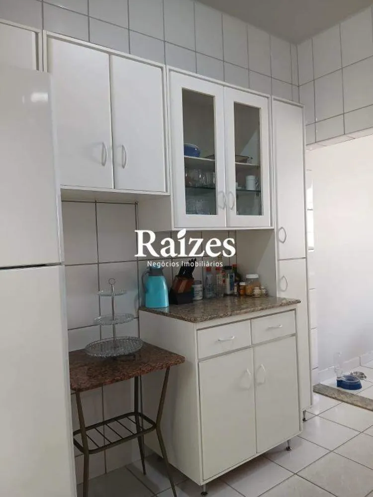 Casa, 3 quartos, 240 m² - Foto 2