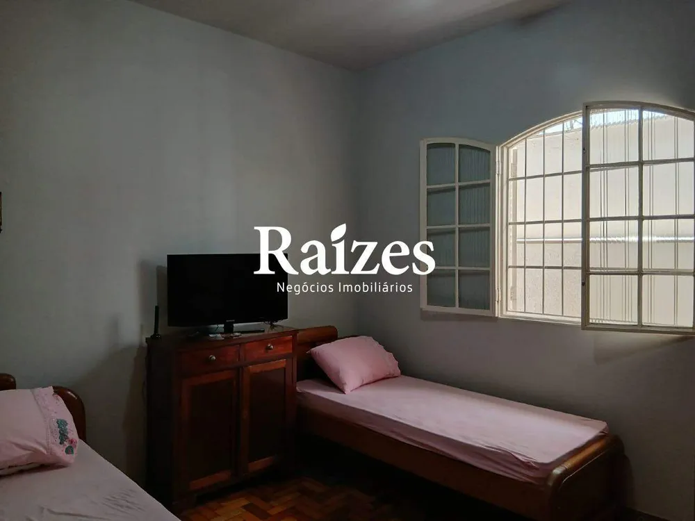 Casa, 3 quartos, 240 m² - Foto 3