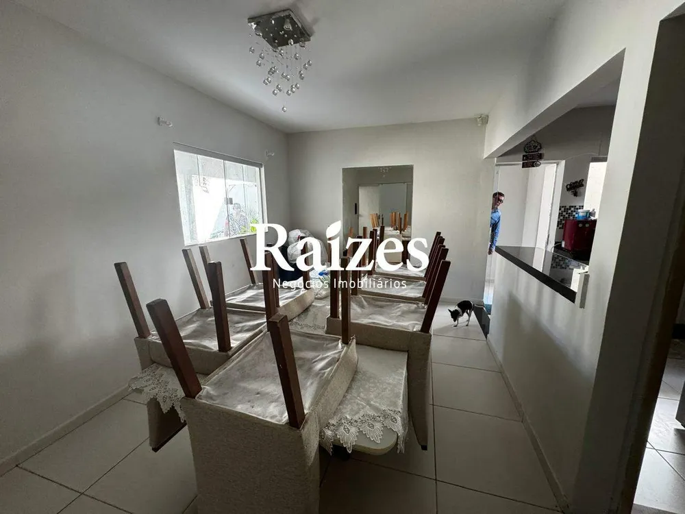 Casa, 3 quartos, 175 m² - Foto 1