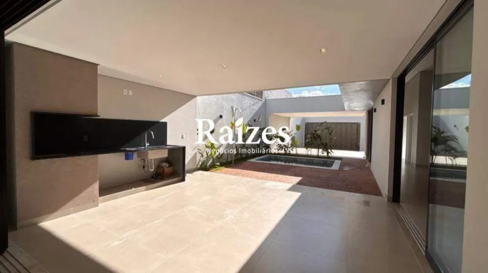 Casa, 3 quartos, 222 m² - Foto 1