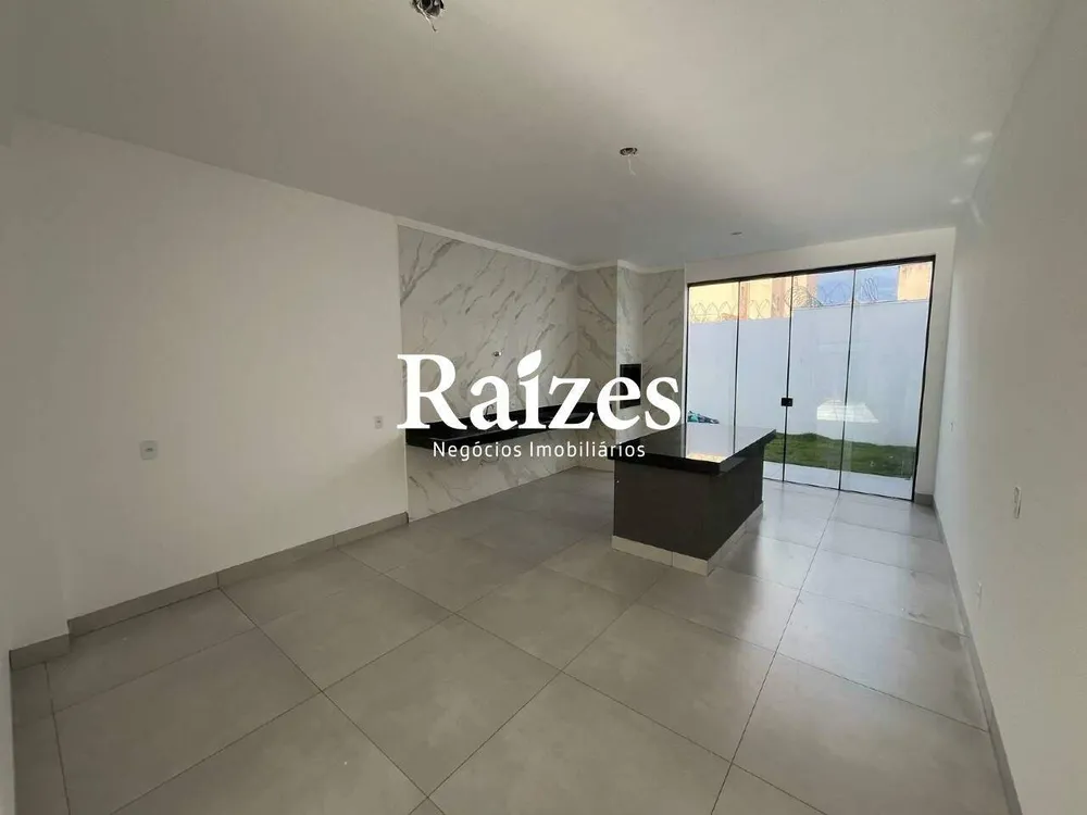 Casa, 3 quartos, 76 m² - Foto 2