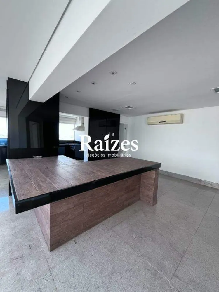 Cobertura, 3 quartos, 274 m² - Foto 3