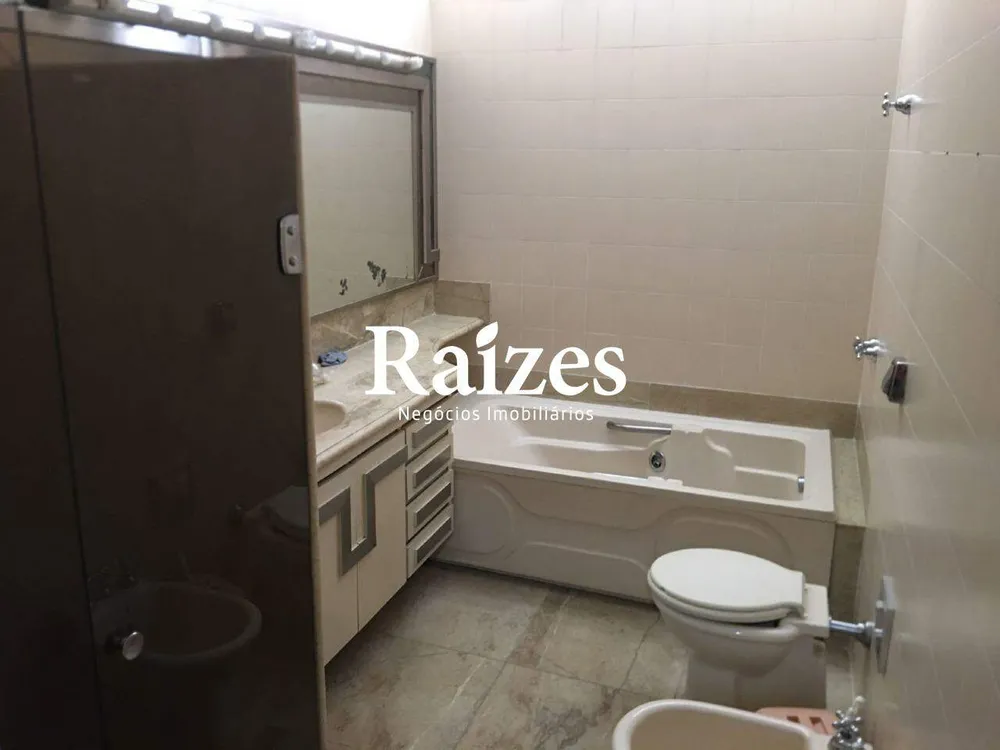 Casa, 3 quartos, 277 m² - Foto 1