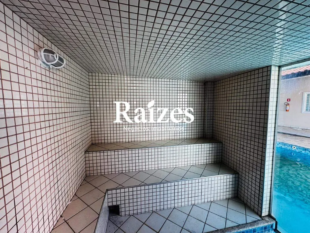 Casa, 6 quartos, 300 m² - Foto 1