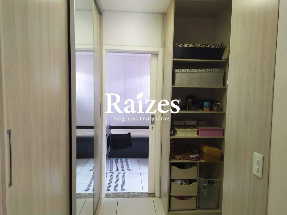 Casa, 5 quartos, 297 m² - Foto 3