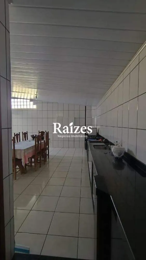 Casa, 3 quartos, 176 m² - Foto 2