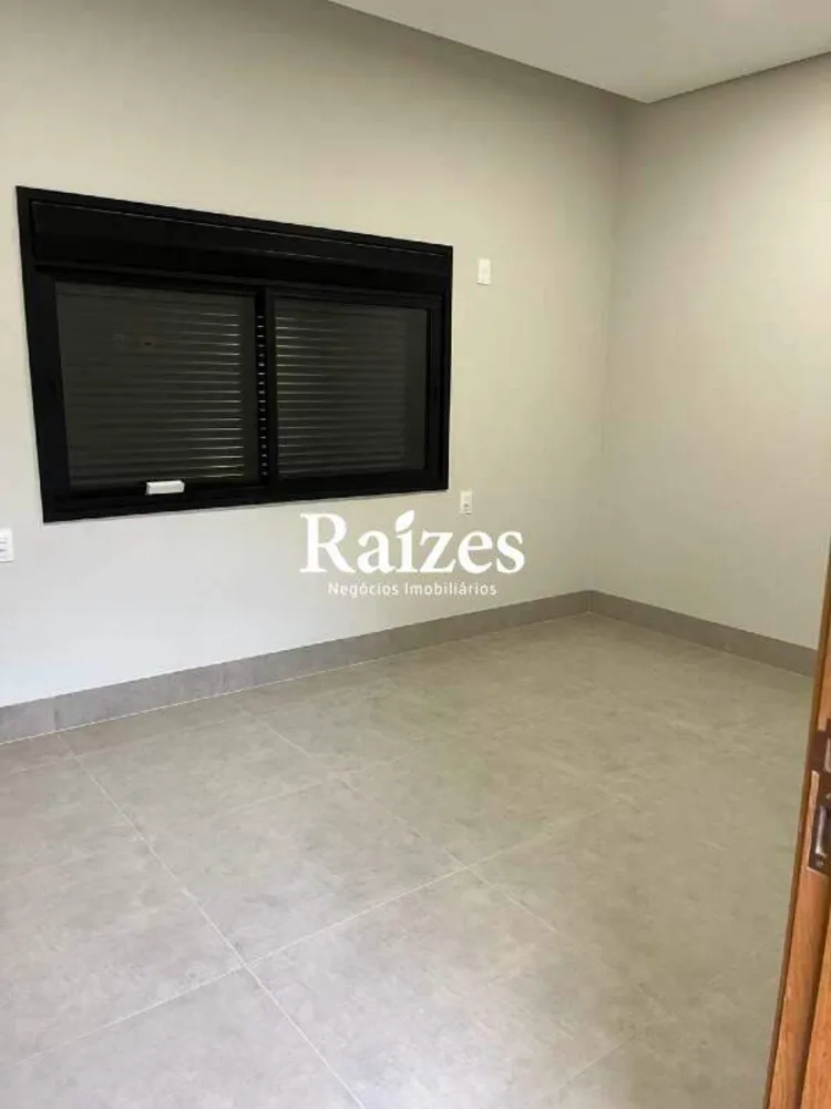 Casa, 3 quartos, 240 m² - Foto 2