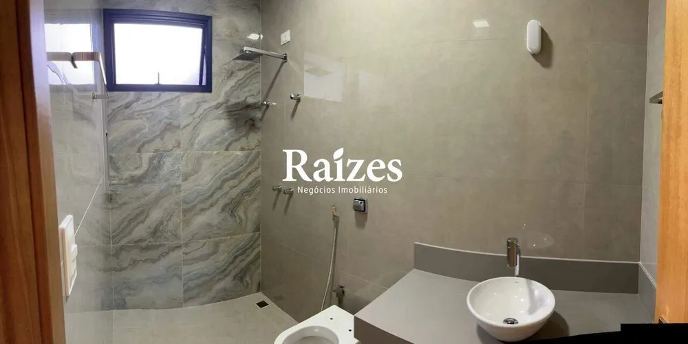 Casa, 3 quartos, 240 m² - Foto 3
