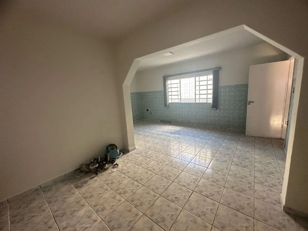 Casa, 4 quartos, 180 m² - Foto 3