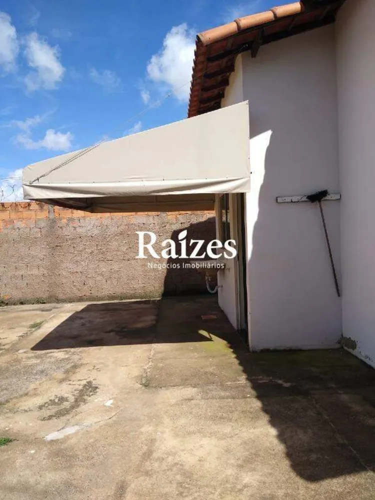 Casa, 2 quartos, 250 m² - Foto 1