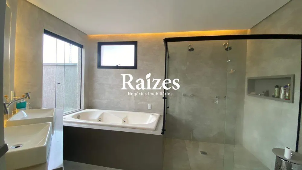 Casa, 3 quartos, 300 m² - Foto 1