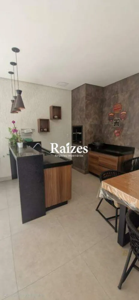 Casa, 3 quartos, 180 m² - Foto 3