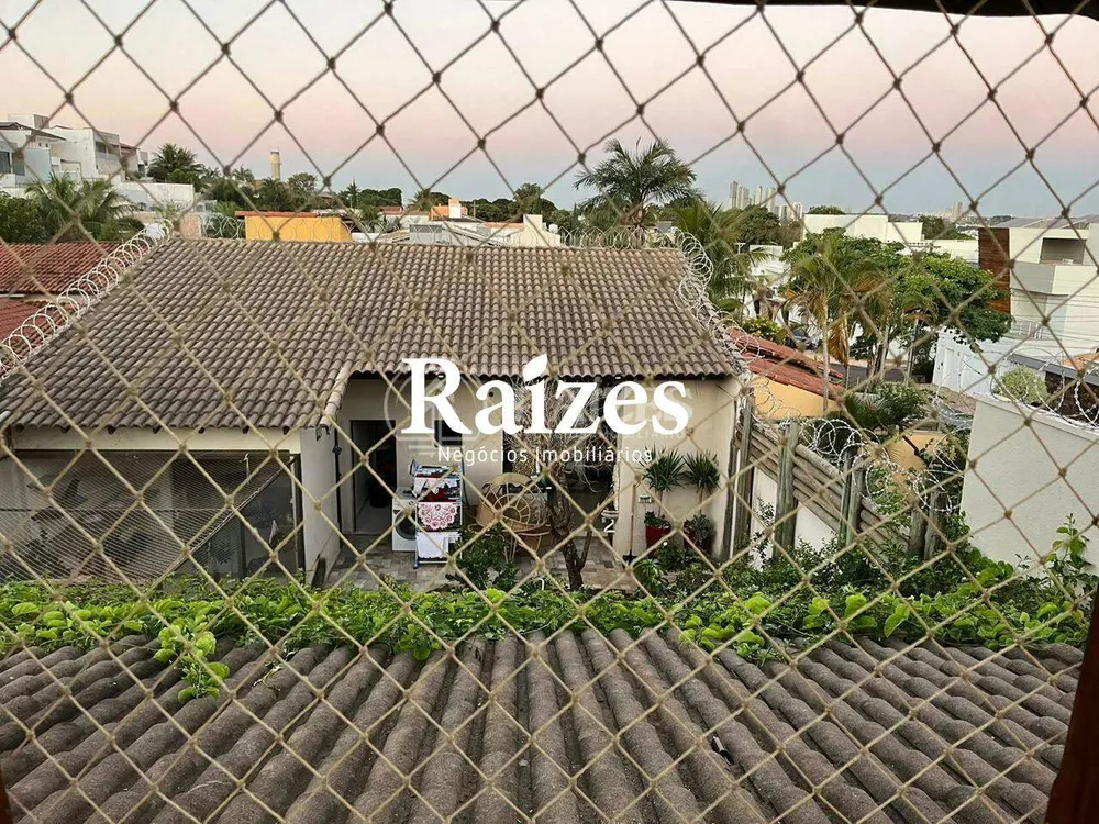 Casa, 3 quartos, 296 m² - Foto 1