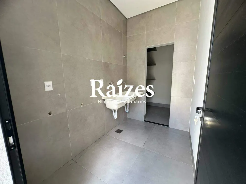 Casa, 3 quartos, 210 m² - Foto 1