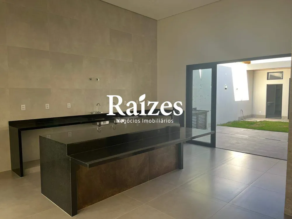 Casa, 3 quartos, 210 m² - Foto 4