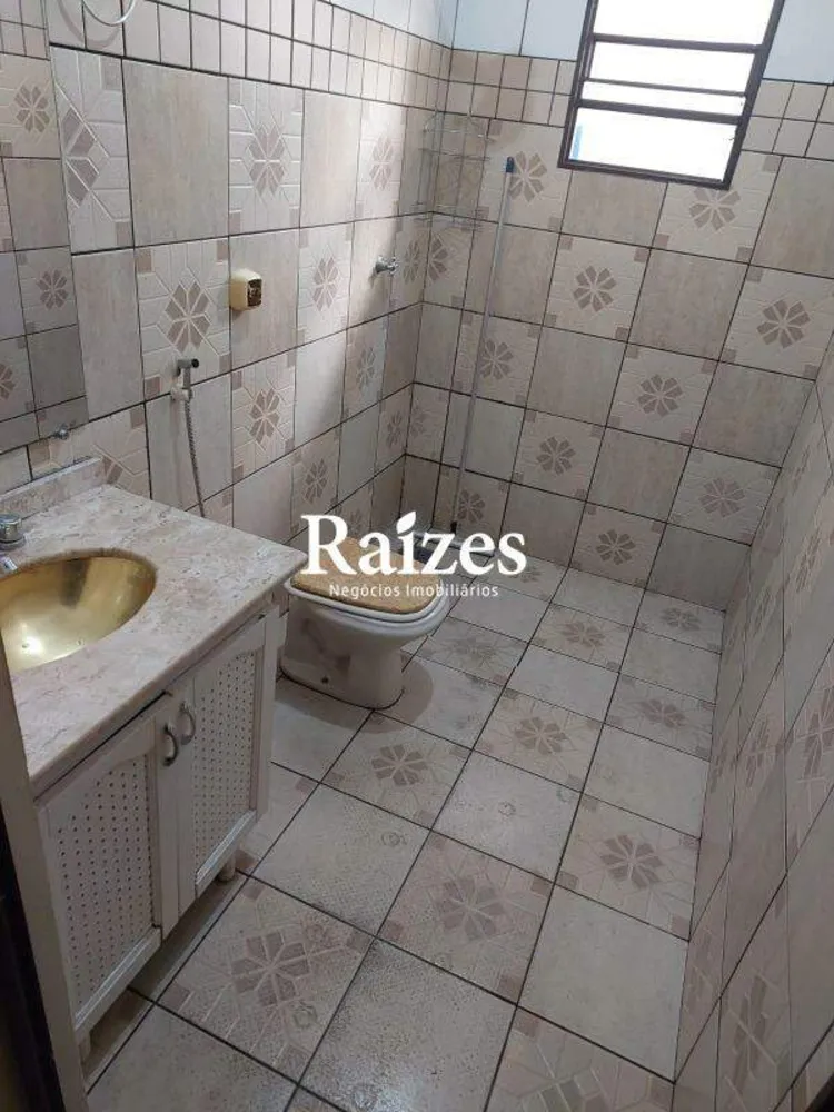 Casa, 3 quartos, 250 m² - Foto 4