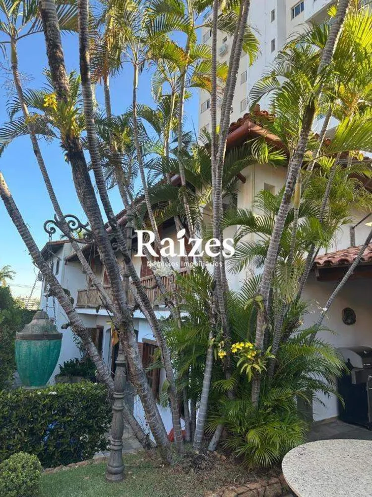 Casa, 4 quartos, 673 m² - Foto 1