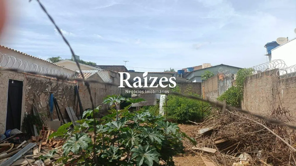 Terreno, 300 m² - Foto 1