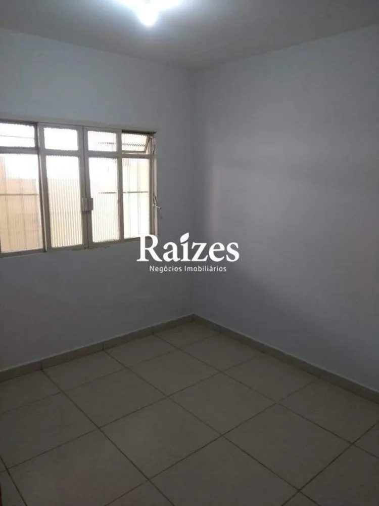 Casa, 3 quartos, 248 m² - Foto 3