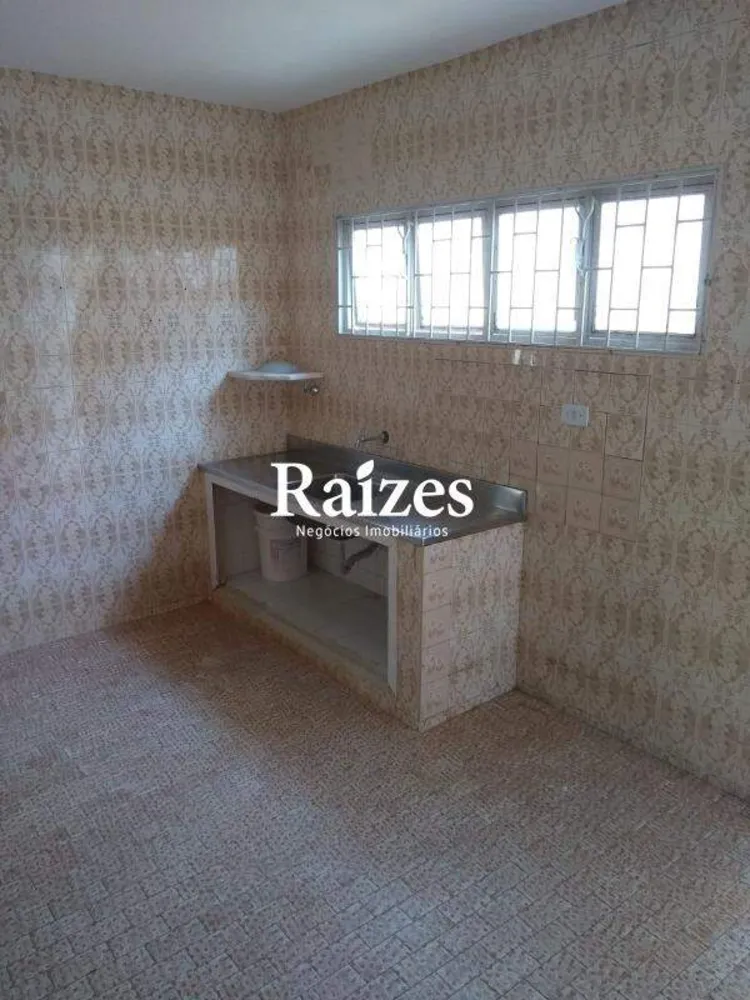 Casa, 3 quartos, 248 m² - Foto 1