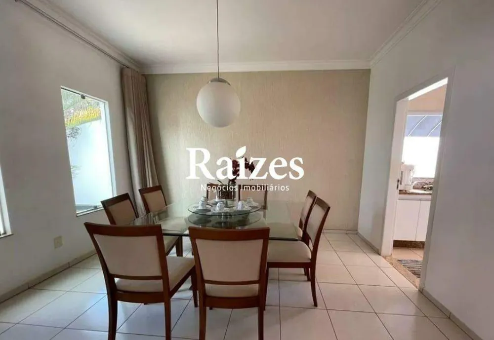 Casa, 4 quartos, 330 m² - Foto 3