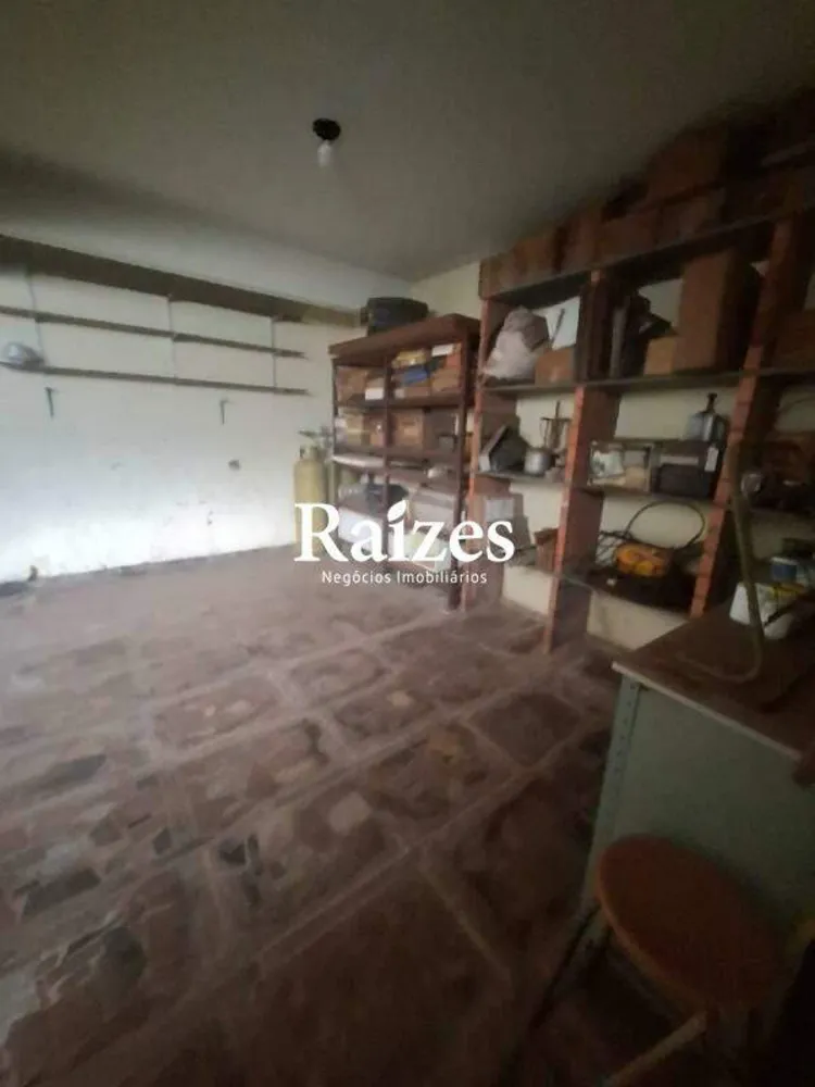 Casa, 3 quartos, 210 m² - Foto 1