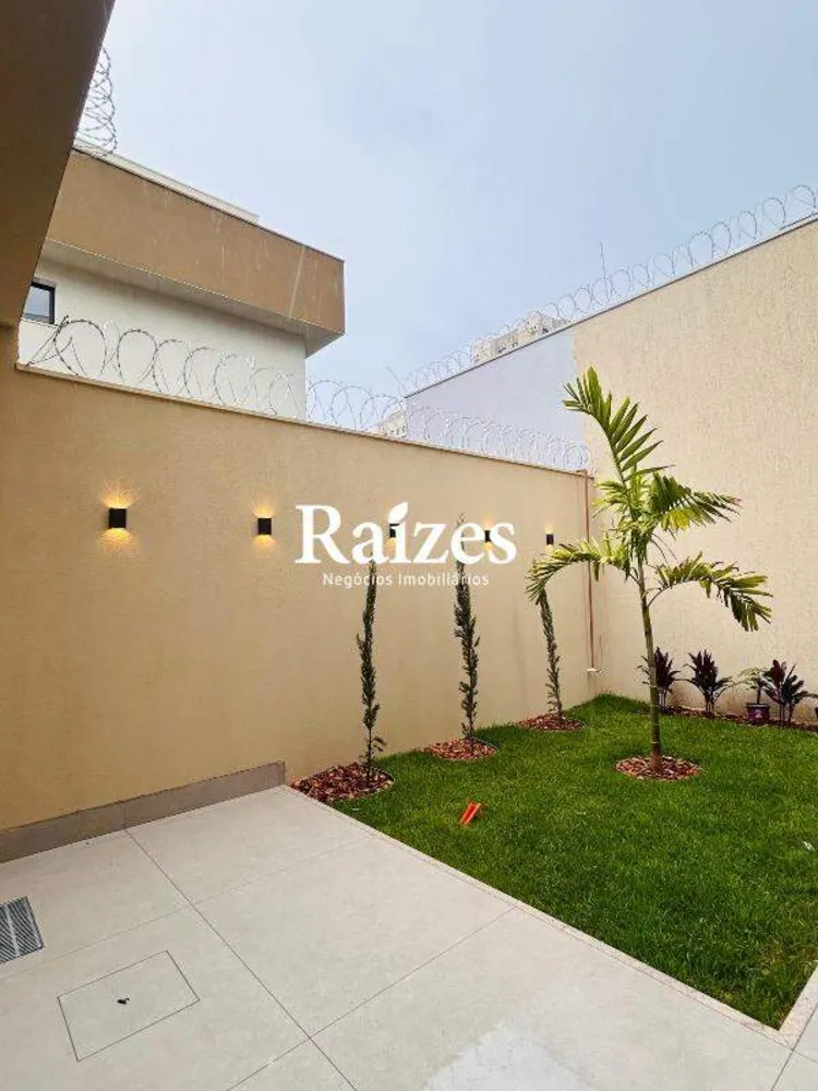 Casa, 3 quartos, 168 m² - Foto 2