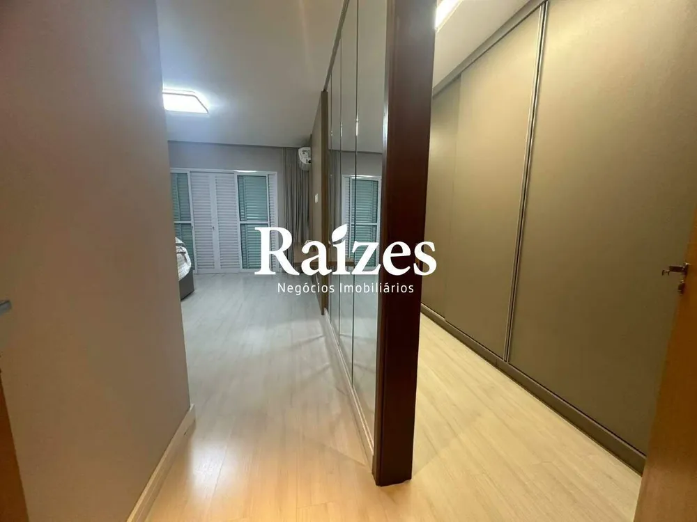 Casa, 4 quartos, 297 m² - Foto 4