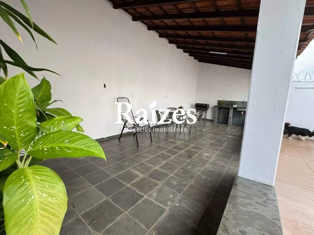 Casa, 3 quartos, 177 m² - Foto 4