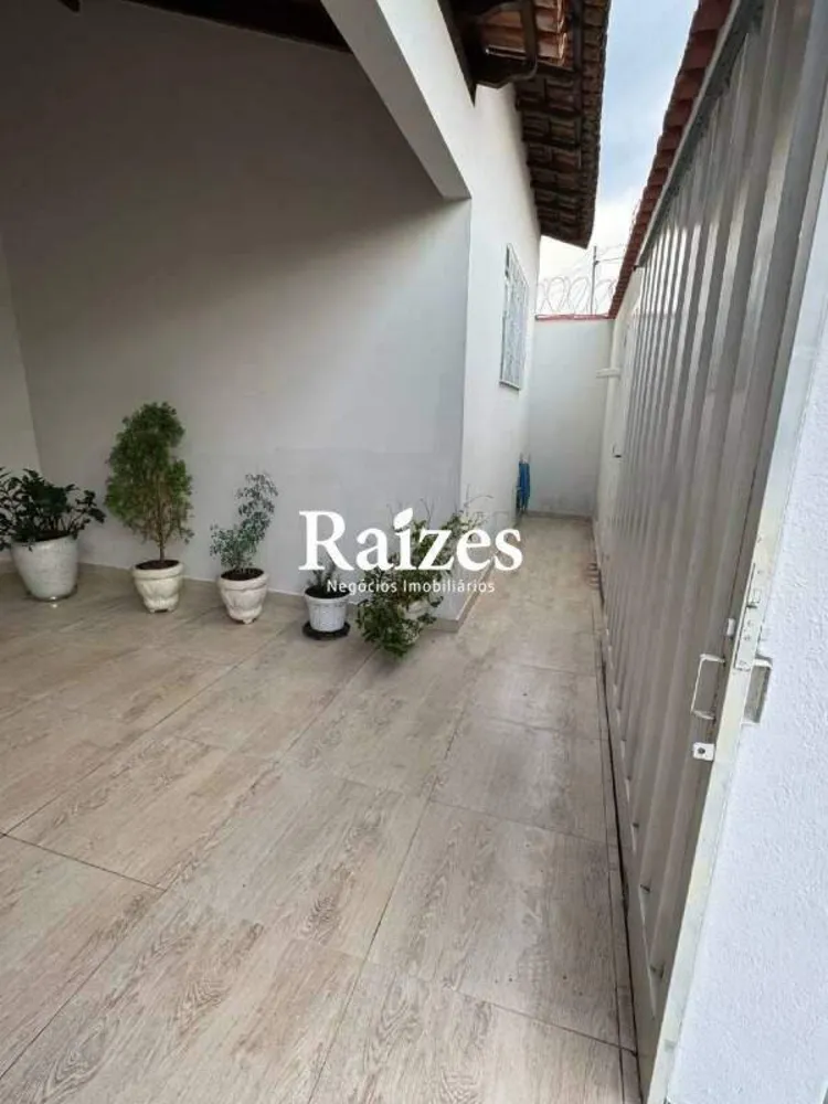 Casa, 3 quartos, 177 m² - Foto 2