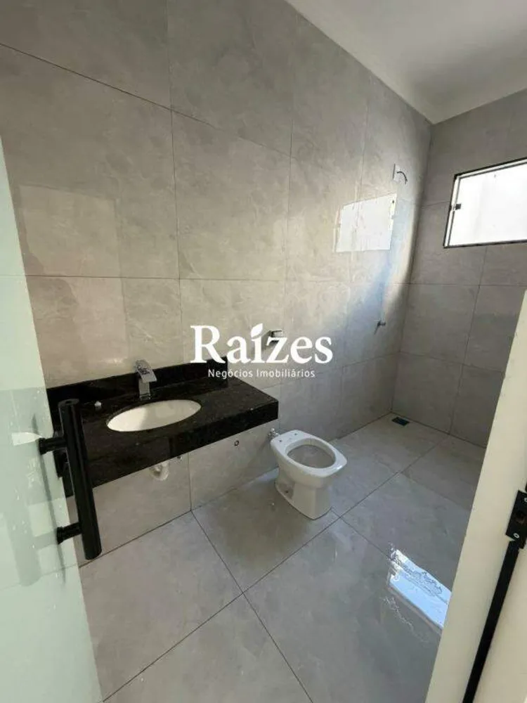 Casa, 3 quartos, 84 m² - Foto 1