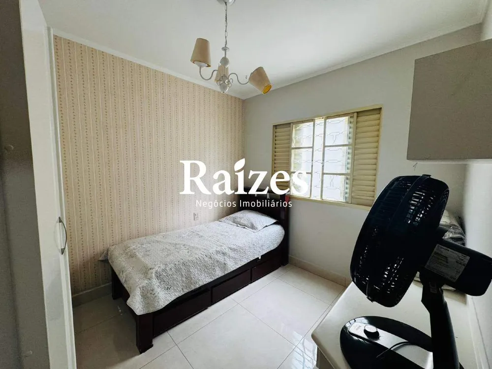 Casa, 4 quartos, 280 m² - Foto 2