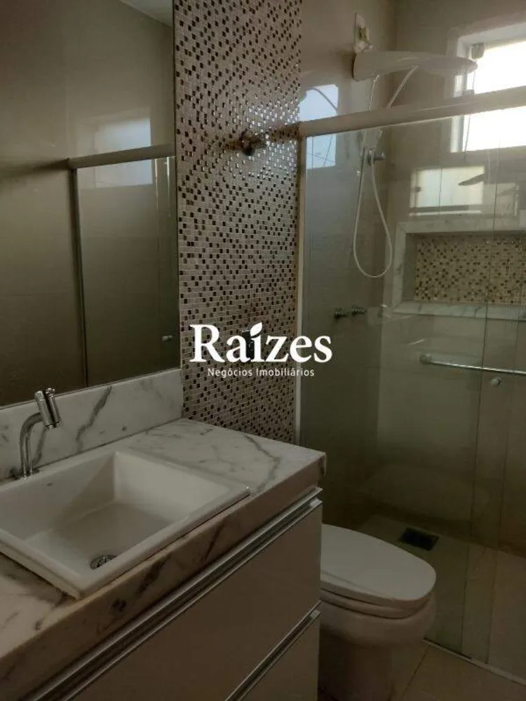 Casa, 4 quartos, 258 m² - Foto 2