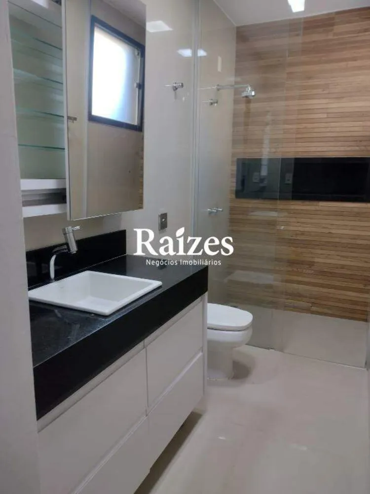 Casa, 4 quartos, 258 m² - Foto 3
